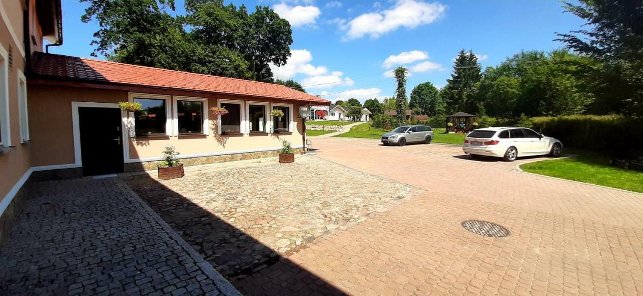 Zajazd Zamkowy - Schlossgasthof Krag Exterior photo